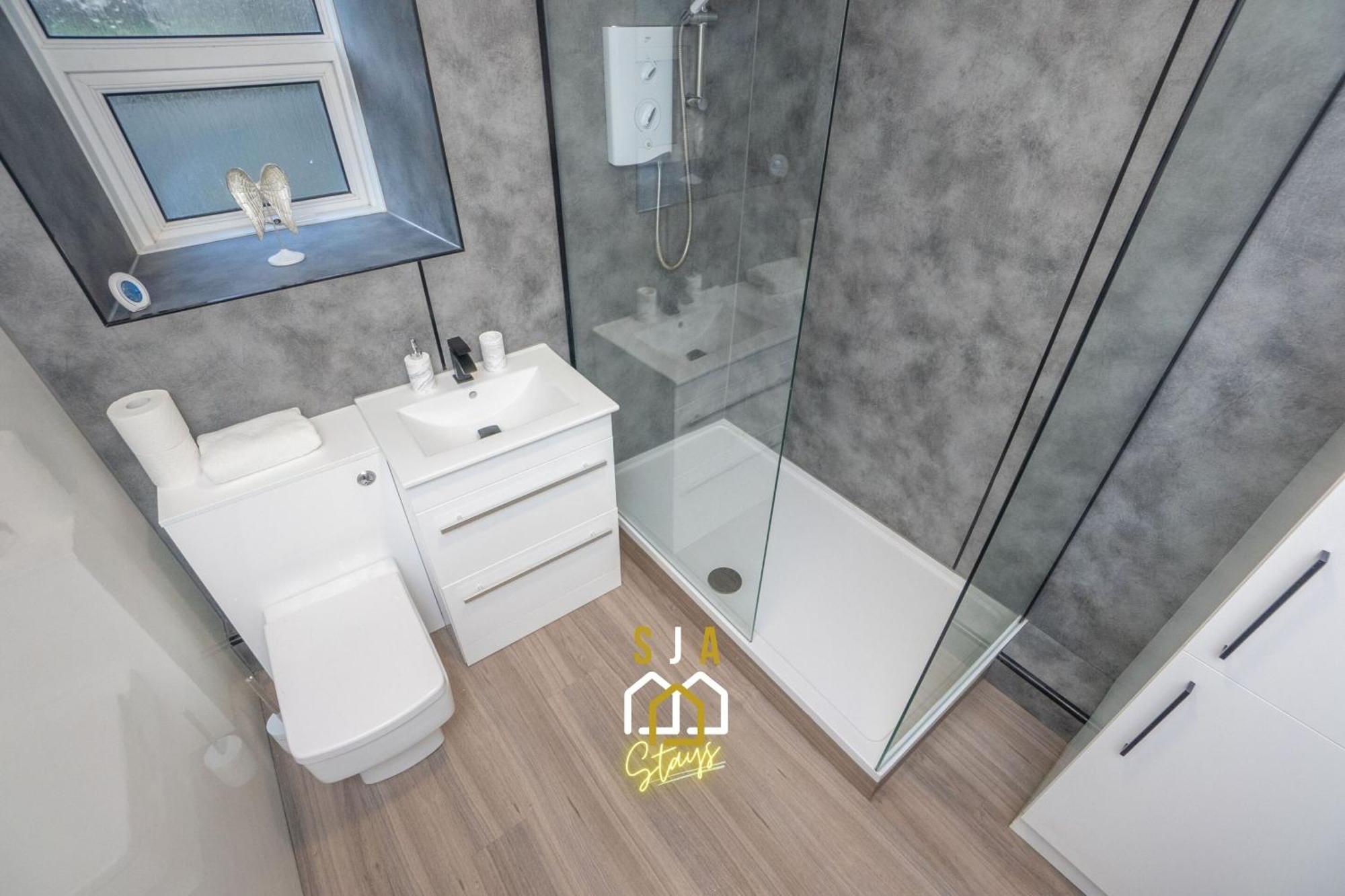 Central City Stay - Sja Stays - 1 Bed Apartment Aberdeen Exteriör bild